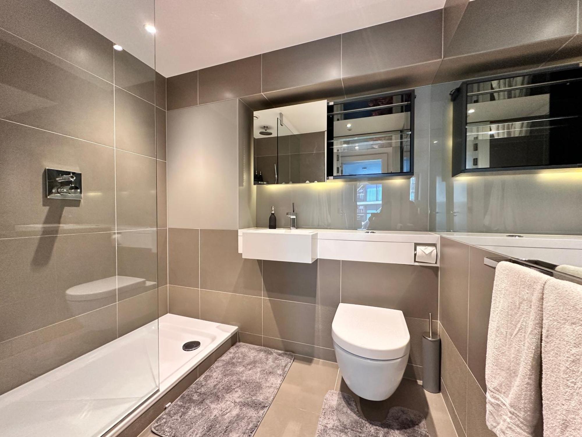 2 Bed Flat Big Ben View Leilighet London Eksteriør bilde